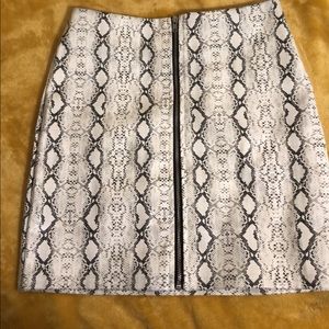 Fashion nova skirt